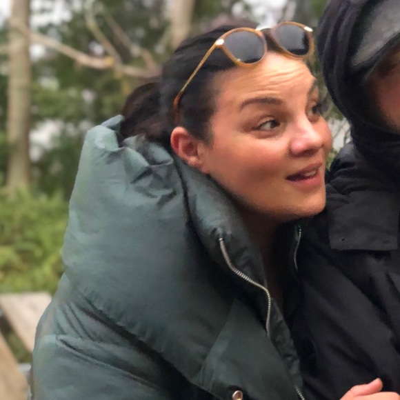 Meet your Posher, Ruxandra - Picture 2 of 2